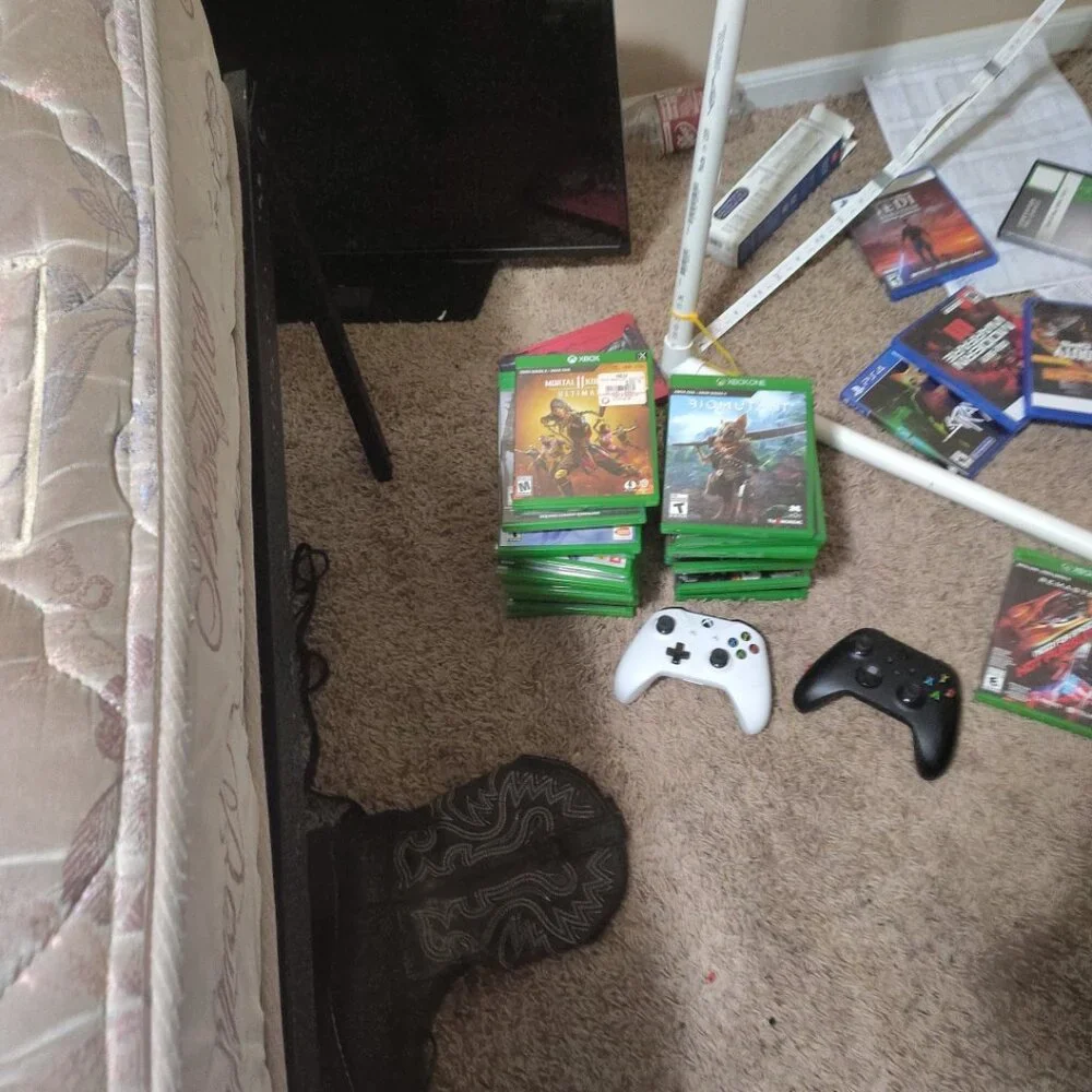Xbox one s, 29 games, and 2 controllers